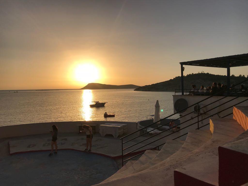 Hotel Leon Foça Esterno foto