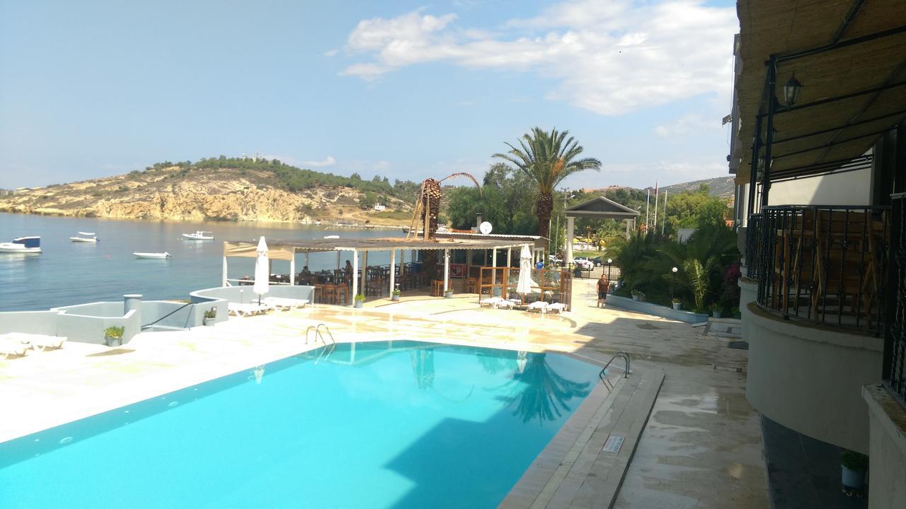 Hotel Leon Foça Esterno foto