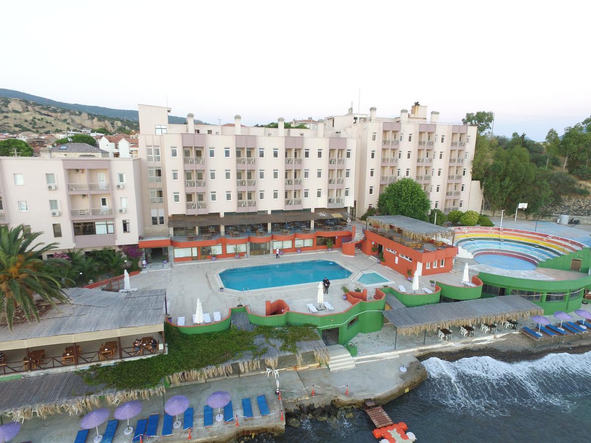 Hotel Leon Foça Esterno foto